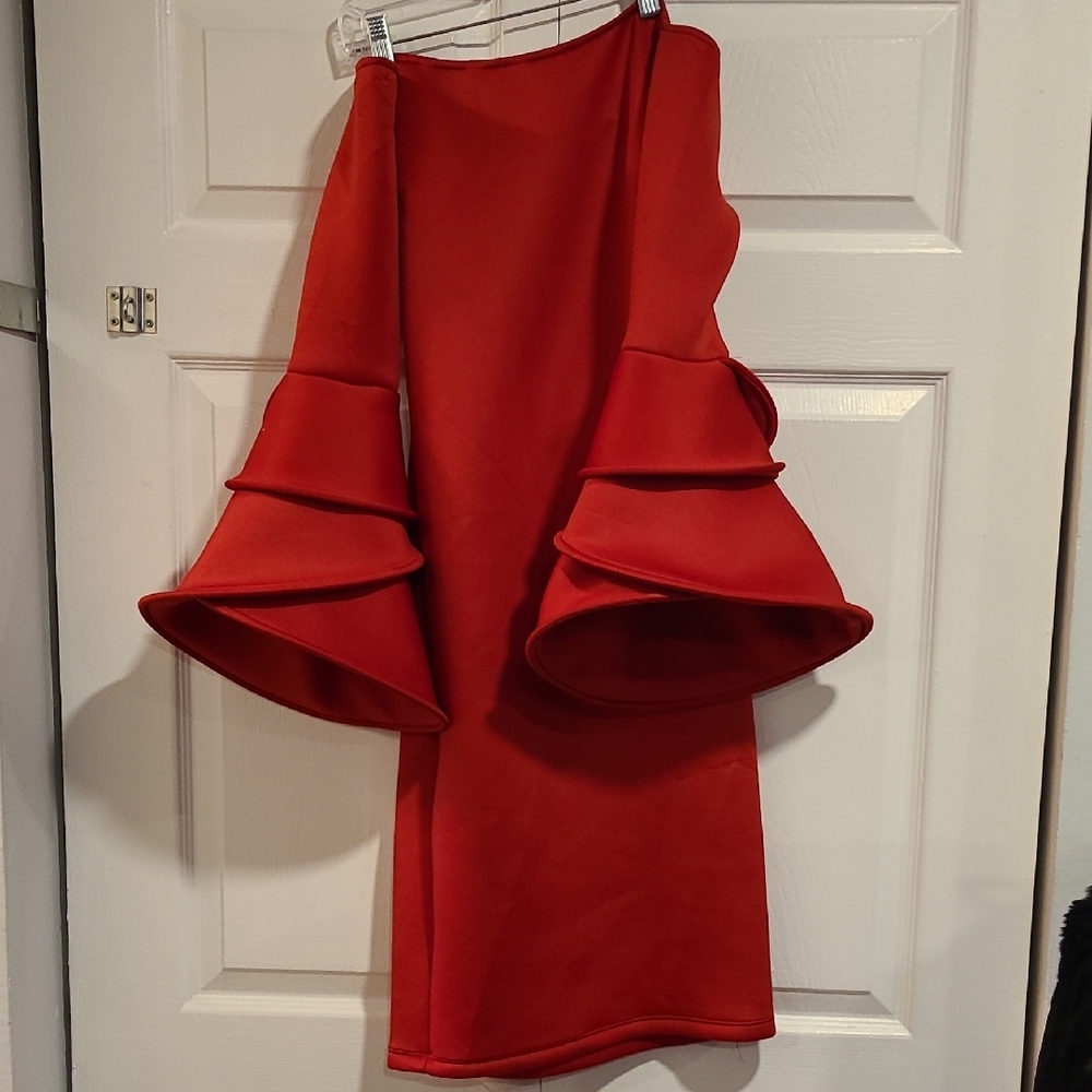 Elegant Red Flared Sleeve Skirt